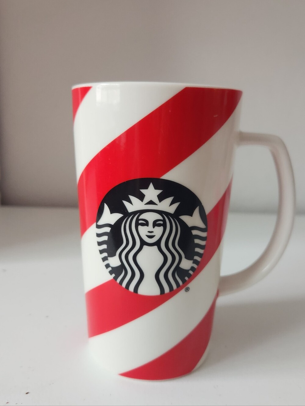 Starbucks 16 0z  Red & White Stripe Ceramic  Christmas Coffee Mug